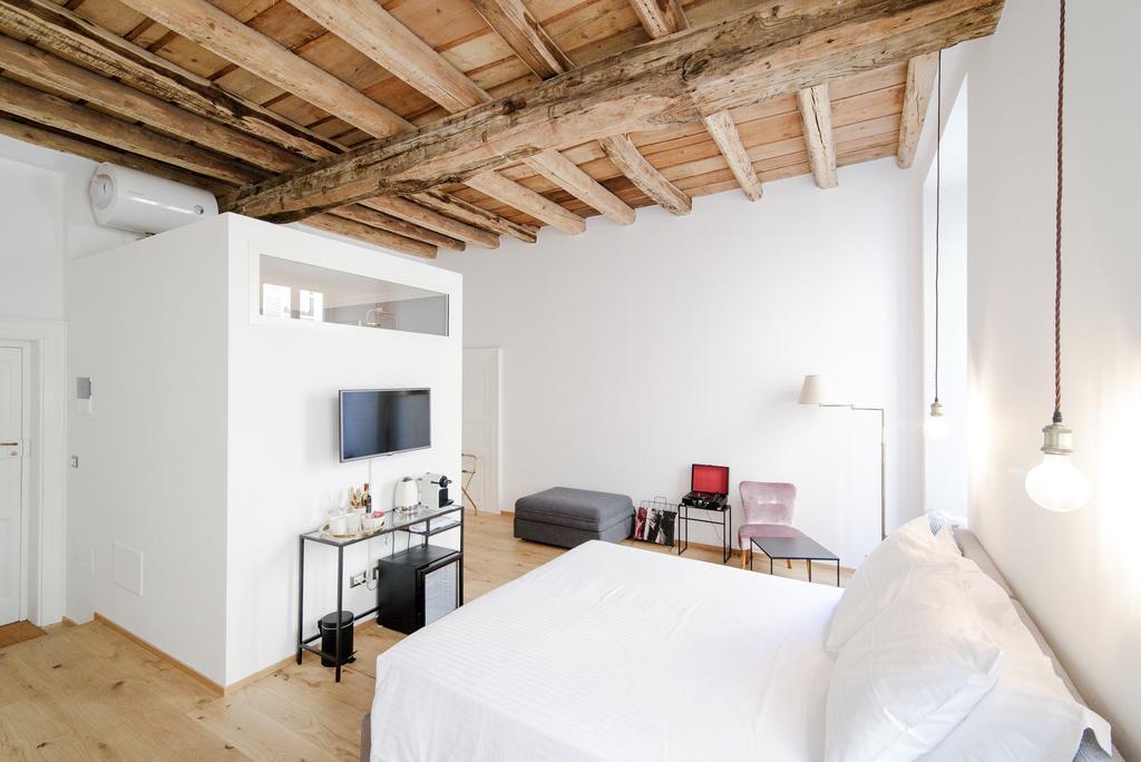 Guesthouse Volta 38 Como Eksteriør bilde